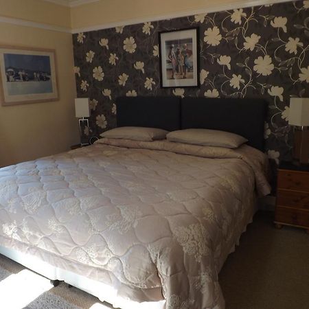 Pitreavie Guest House Dunfermline Extérieur photo